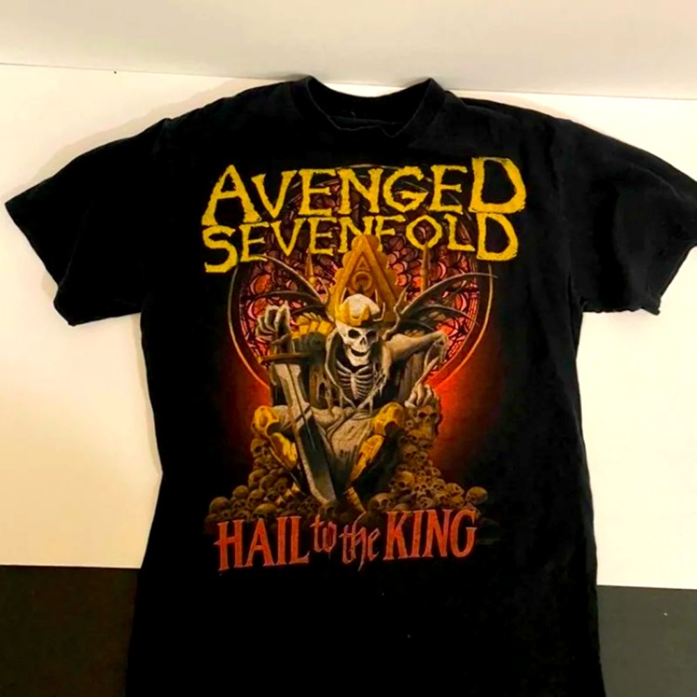 Avenged sevenfold Hail To The King Retro